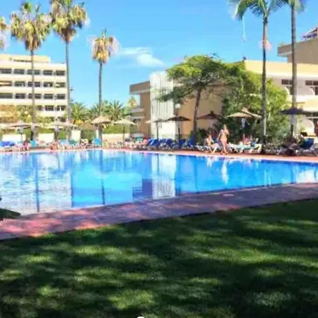 With One Bedroom In Puerto De La Cruz With Wonderful Sea View Shared Pool Enclosed Garden 900 Km From The Beach Διαμέρισμα *